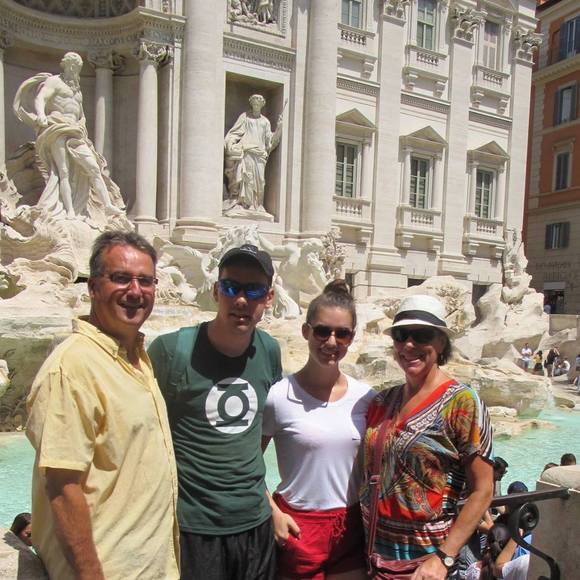 Meet your Posher, Louise - Picture 1 of 1